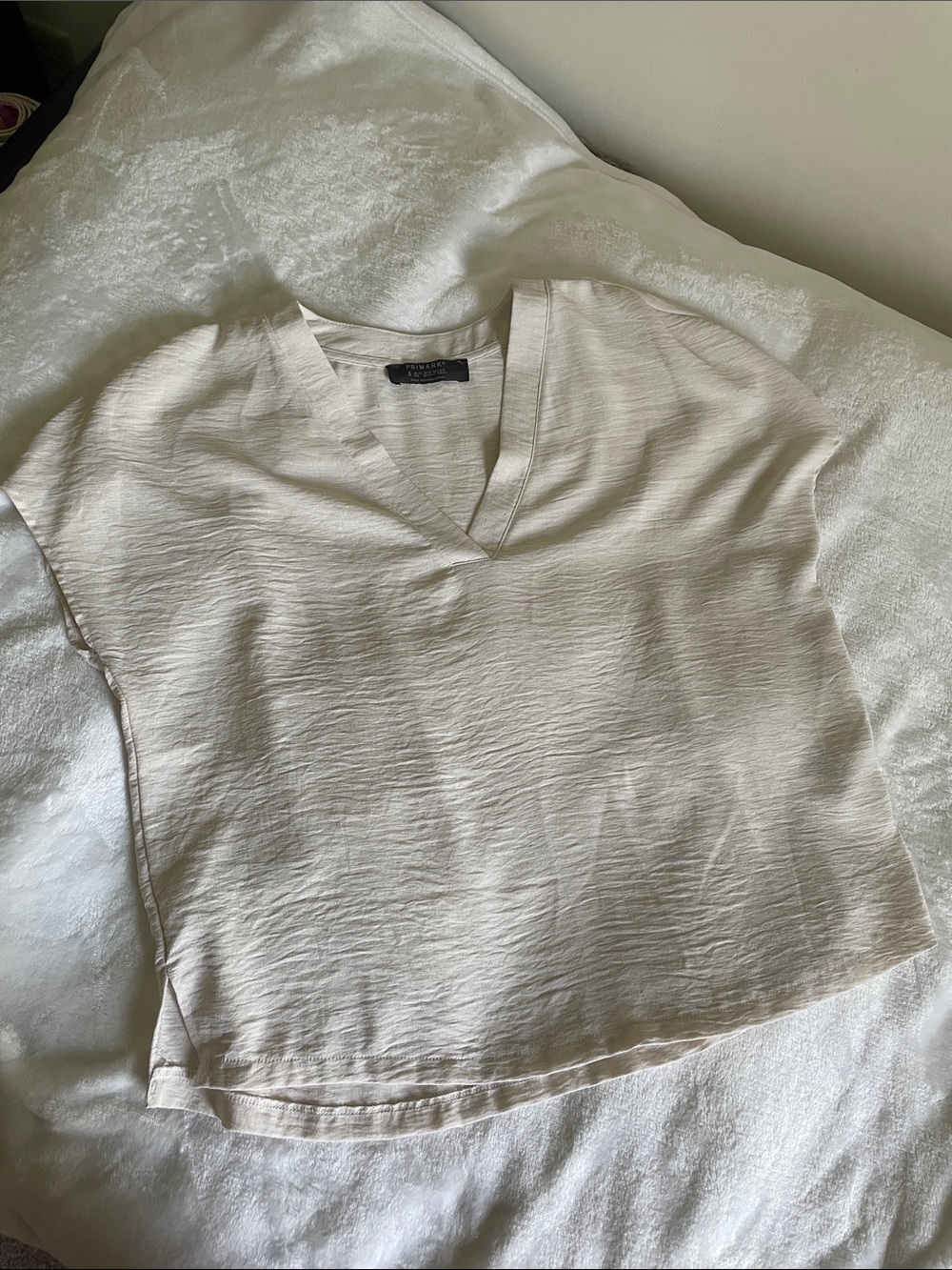 Primark Cream V-Neck Boxy Crop Top